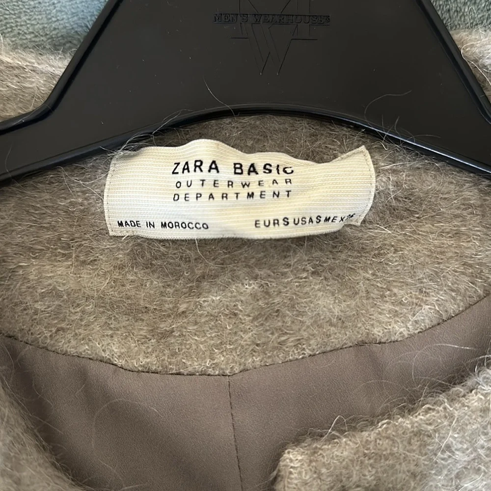 Zara wool coat. - Picture 5 of 8